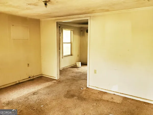 an empty room with a empty space