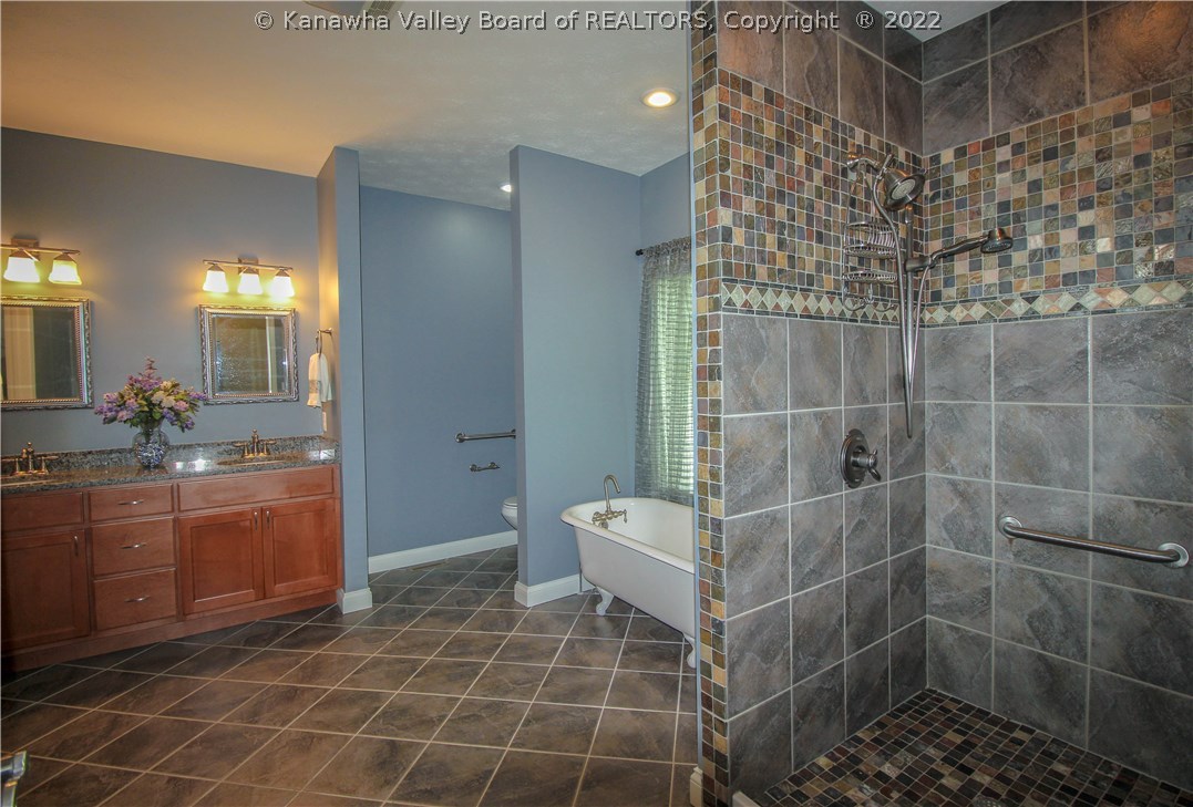 253 Killarney Road Winfield, WV 25213 - Photo 11 of 30 Gallery Image 11