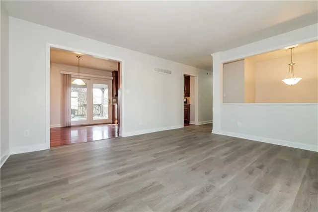 $2,080 | 12005 East 57 Terrace, Kansas City, MO 64133