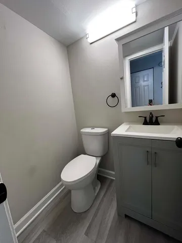 $2,950 | 7333 Winthrop Way, Unit 10, Downers Grove, IL 60516