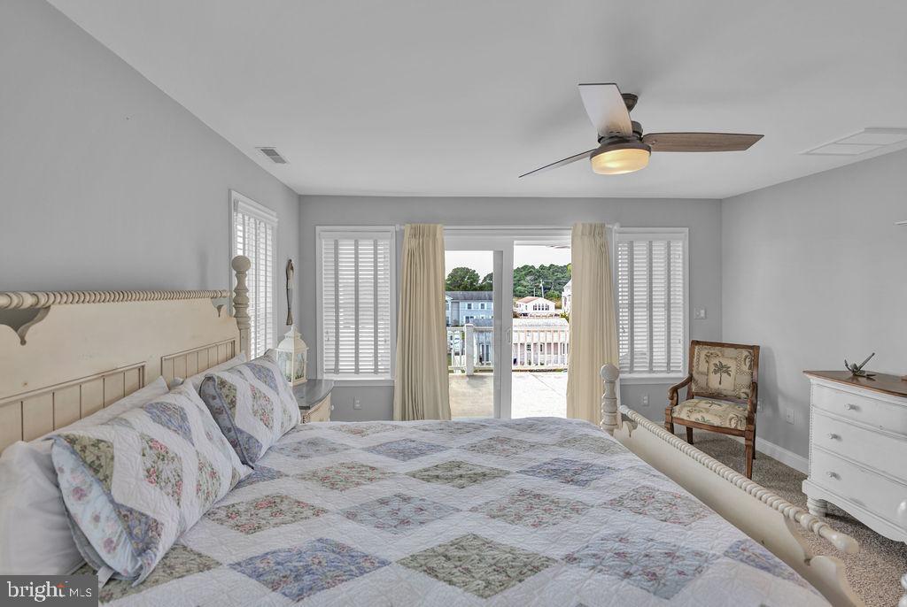 10413 Exeter Road Ocean City, MD 21842 - Photo 22 of 108 Upper level suite walks out to deck!!