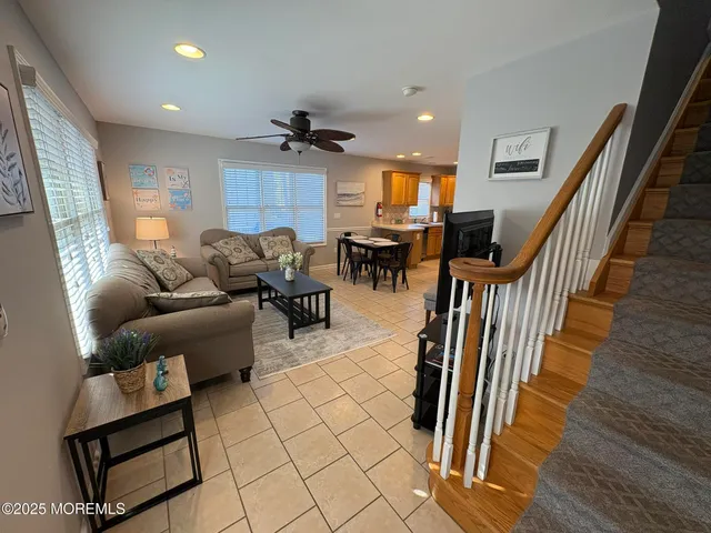 $3,950 | 30 East Bay Way, Lavallette, NJ 08735