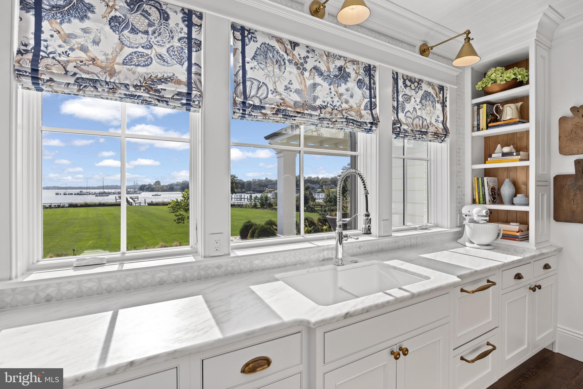 3200 Arundel On The Bay Road Annapolis, MD 21403 - Photo 44 of 110 Custom window treatments and built-ins