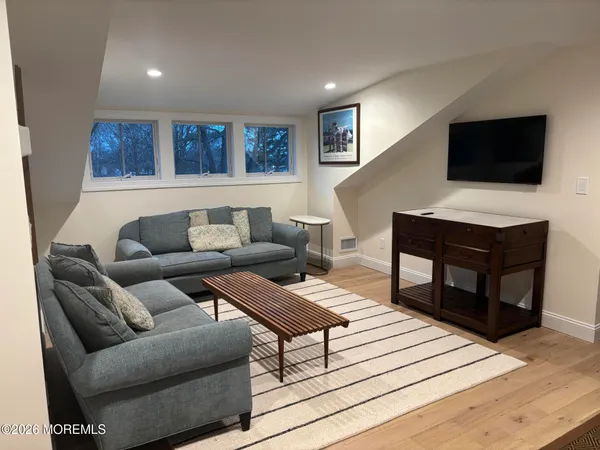 $4,000 | 802 7th Avenue, Sea Girt, NJ 08750