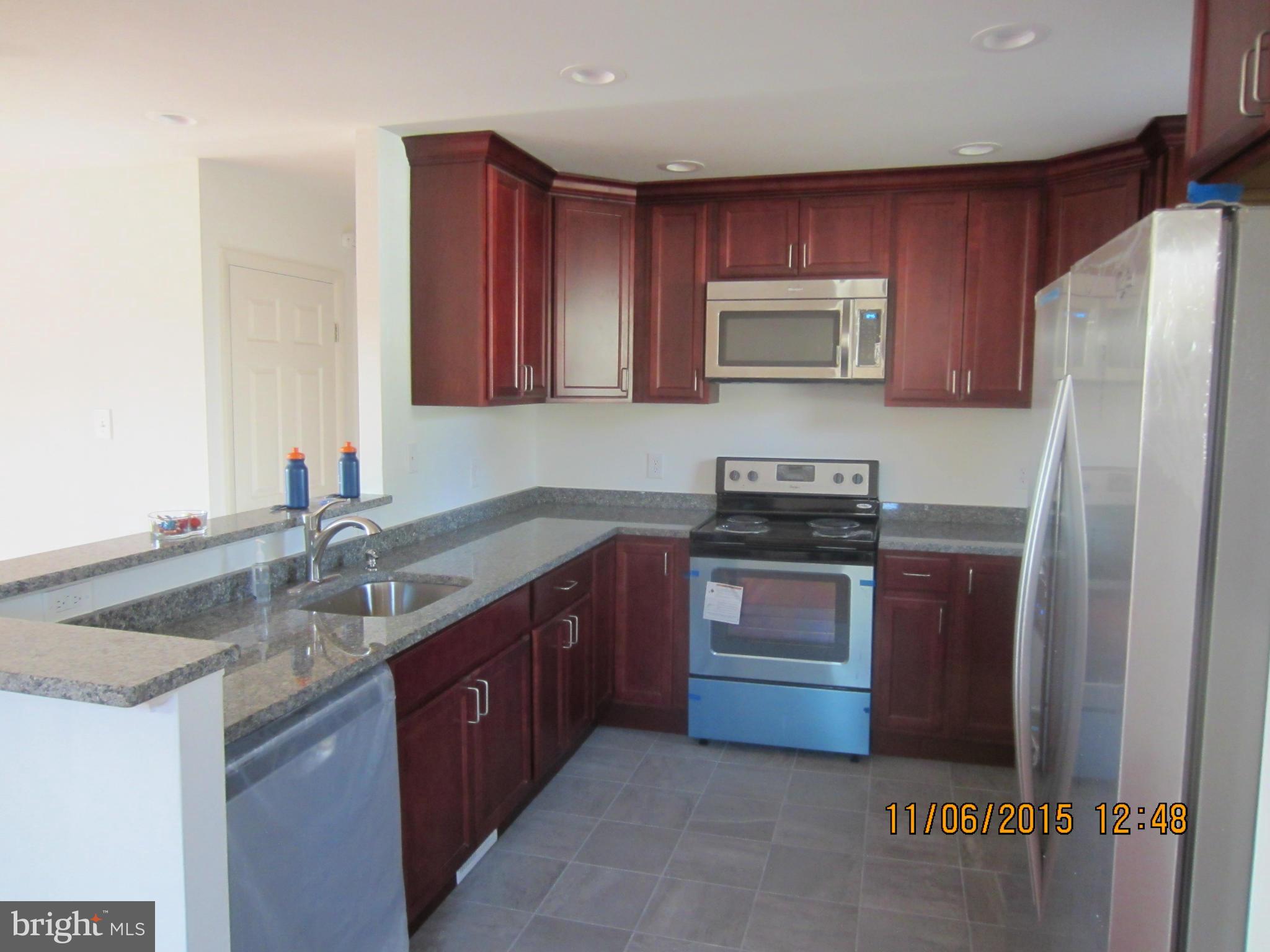 3818 Swann Road Suitland, MD 20746 - Photo 8 of 29 Kitchen