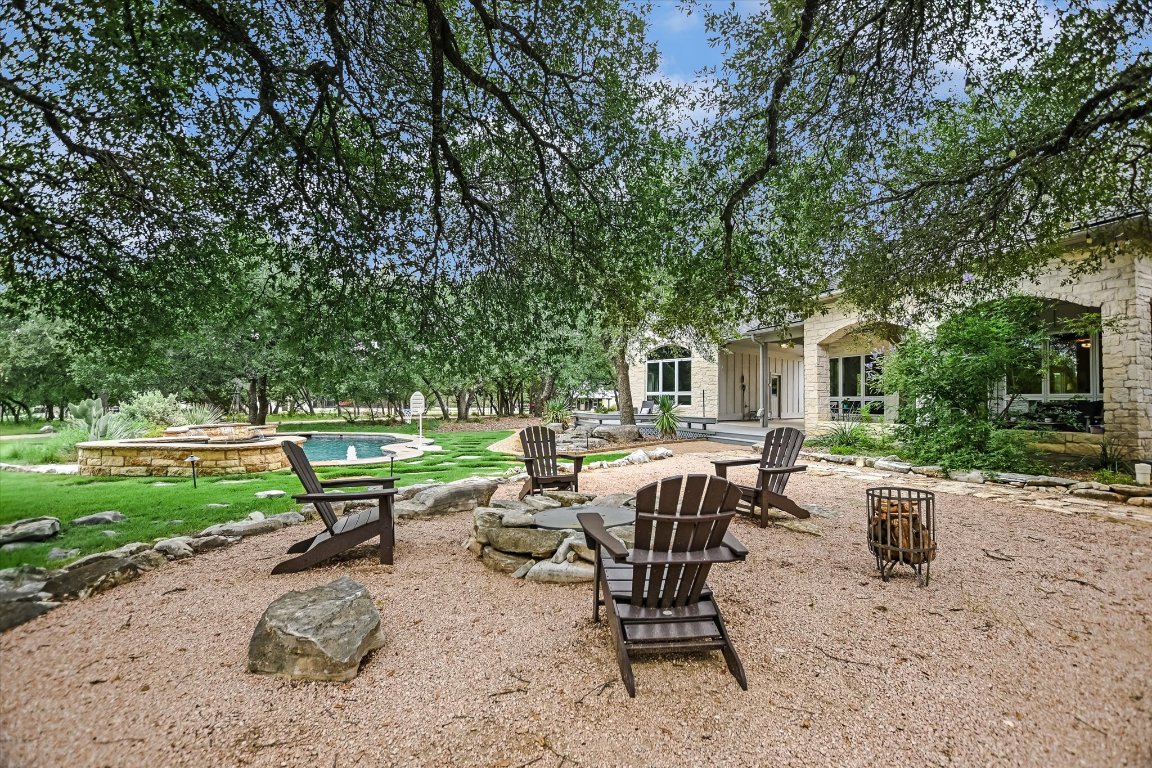 425 Patricia Road Georgetown, TX 78628 - Photo 30 of 30 a view of a sitting area with furniture in backyard