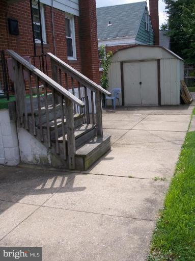 6918 Chambers Road Baltimore, MD 21234 - Photo 4 of 5 Patio