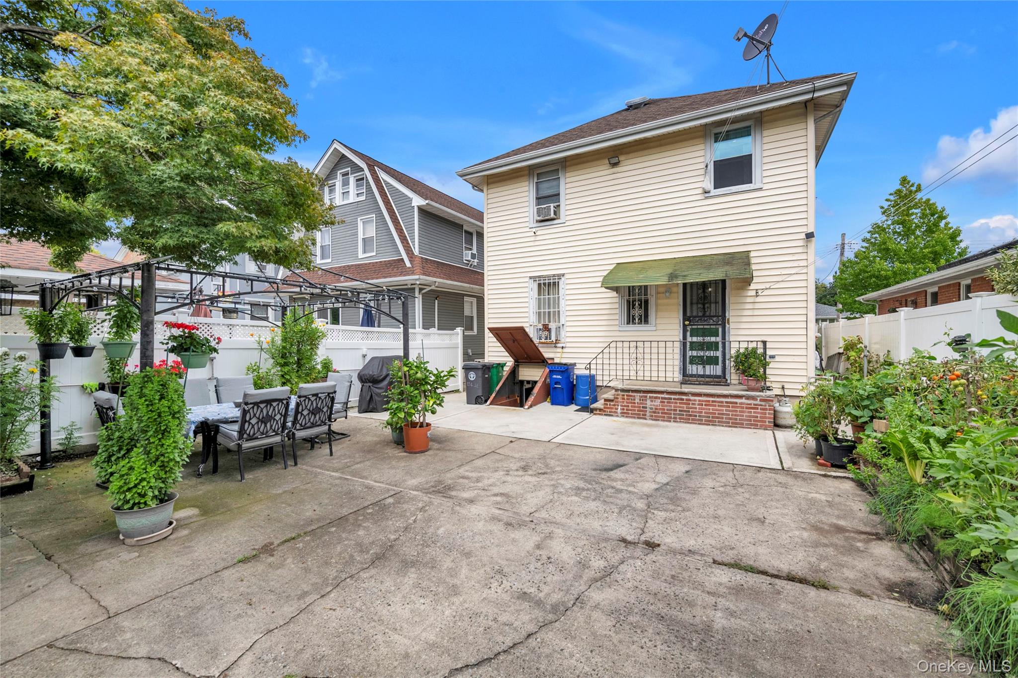 154-24 12th Road Queens, NY 11357 - Photo 20 of 22 Gallery Image 20