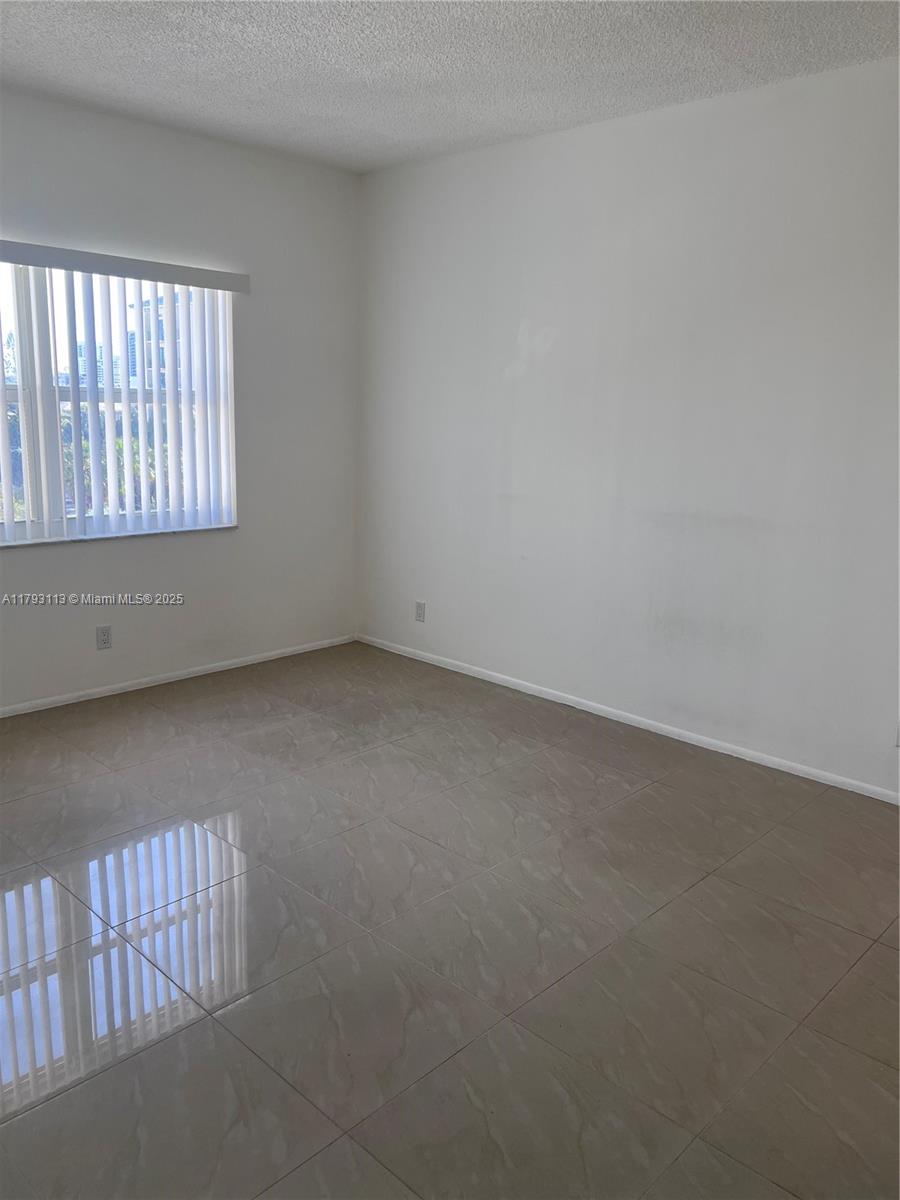 400 North Riverside Drive, Unit 512 Pompano Beach, FL 33062 - Photo 13 of 68 Gallery Image 13