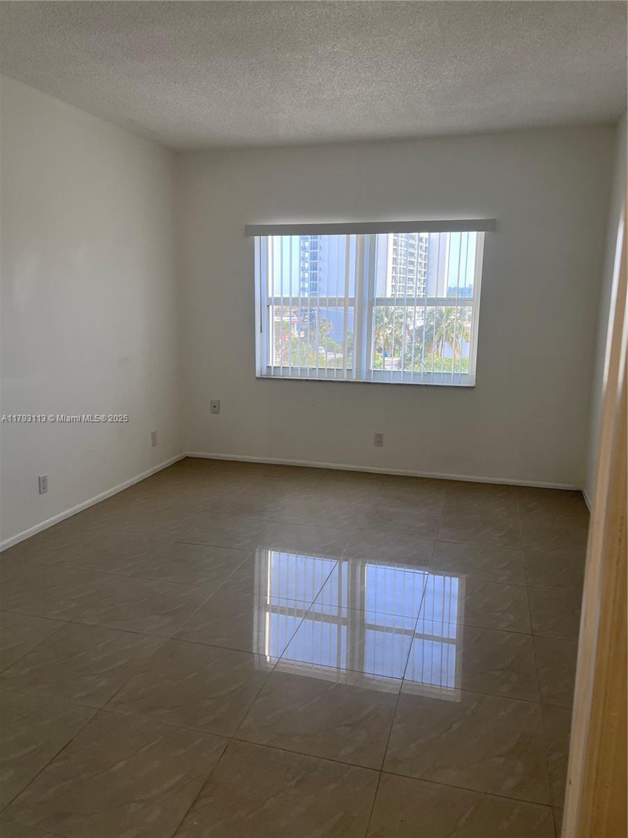 400 North Riverside Drive, Unit 512 Pompano Beach, FL 33062 - Photo 14 of 68 Gallery Image 14