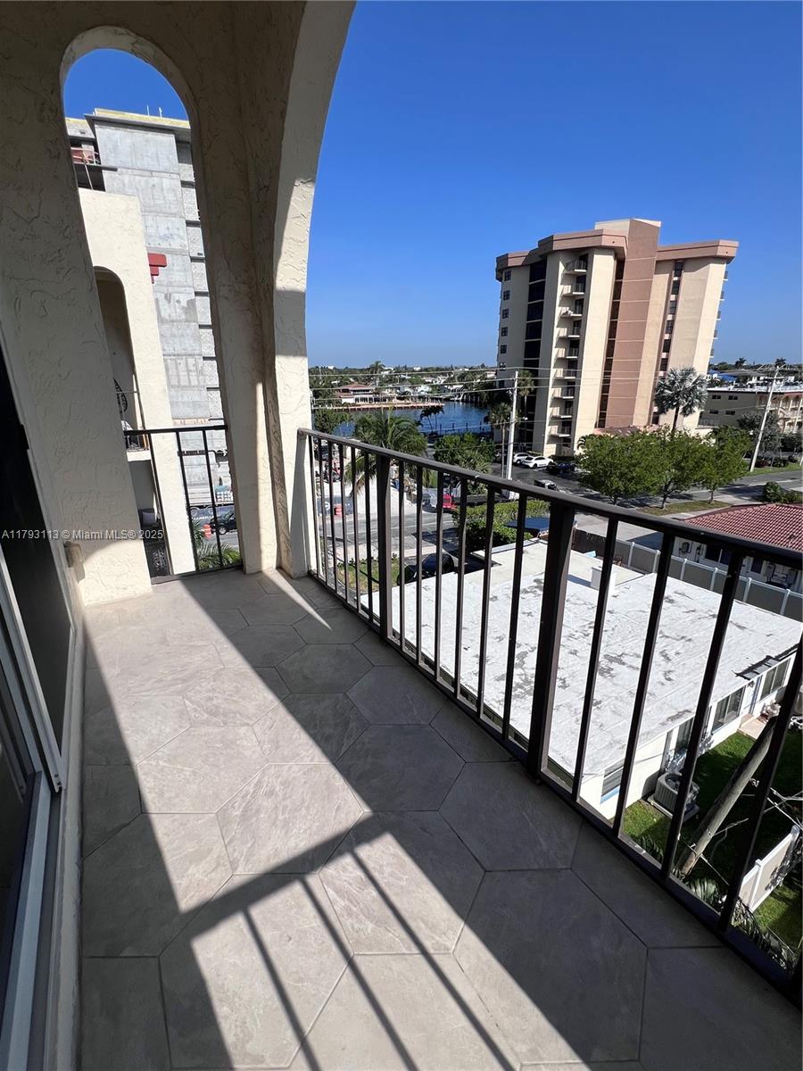 400 North Riverside Drive, Unit 512 Pompano Beach, FL 33062 - Photo 10 of 68 Gallery Image 10