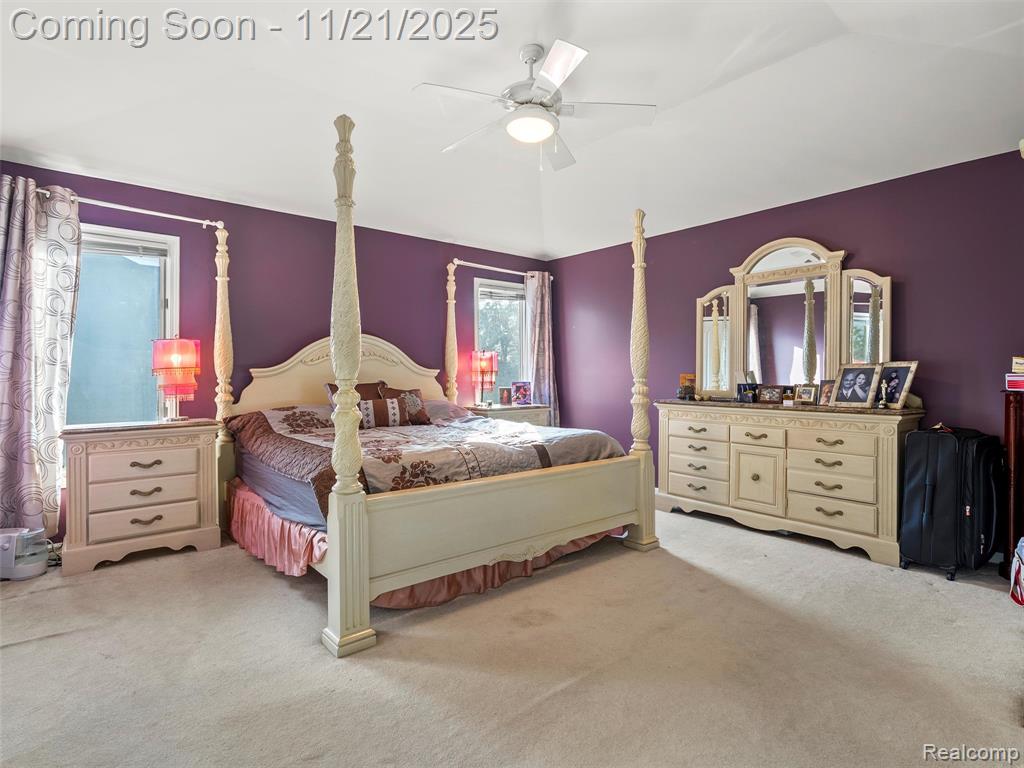 809 Grovecrest Rochester Hills, MI 48307 - Photo 15 of 32