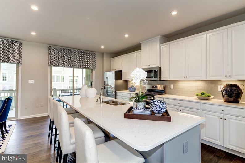 3066 Shaws Road Sparrows Point, MD 21219 - Photo 5 of 31 Kitchen
