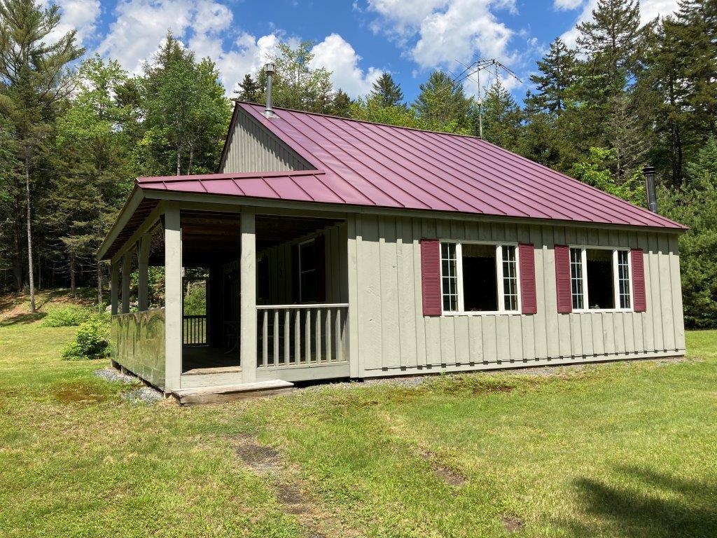 388 Millbrook Road Grafton, NH 03240 - Photo 7 of 40