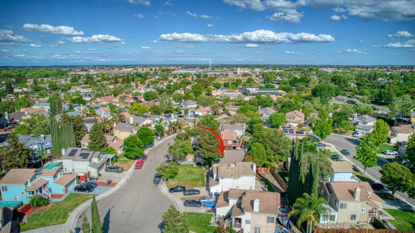 1228 Meadow Lane Tracy, CA 95377 - Photo 38 of 40 an aerial view of a city
