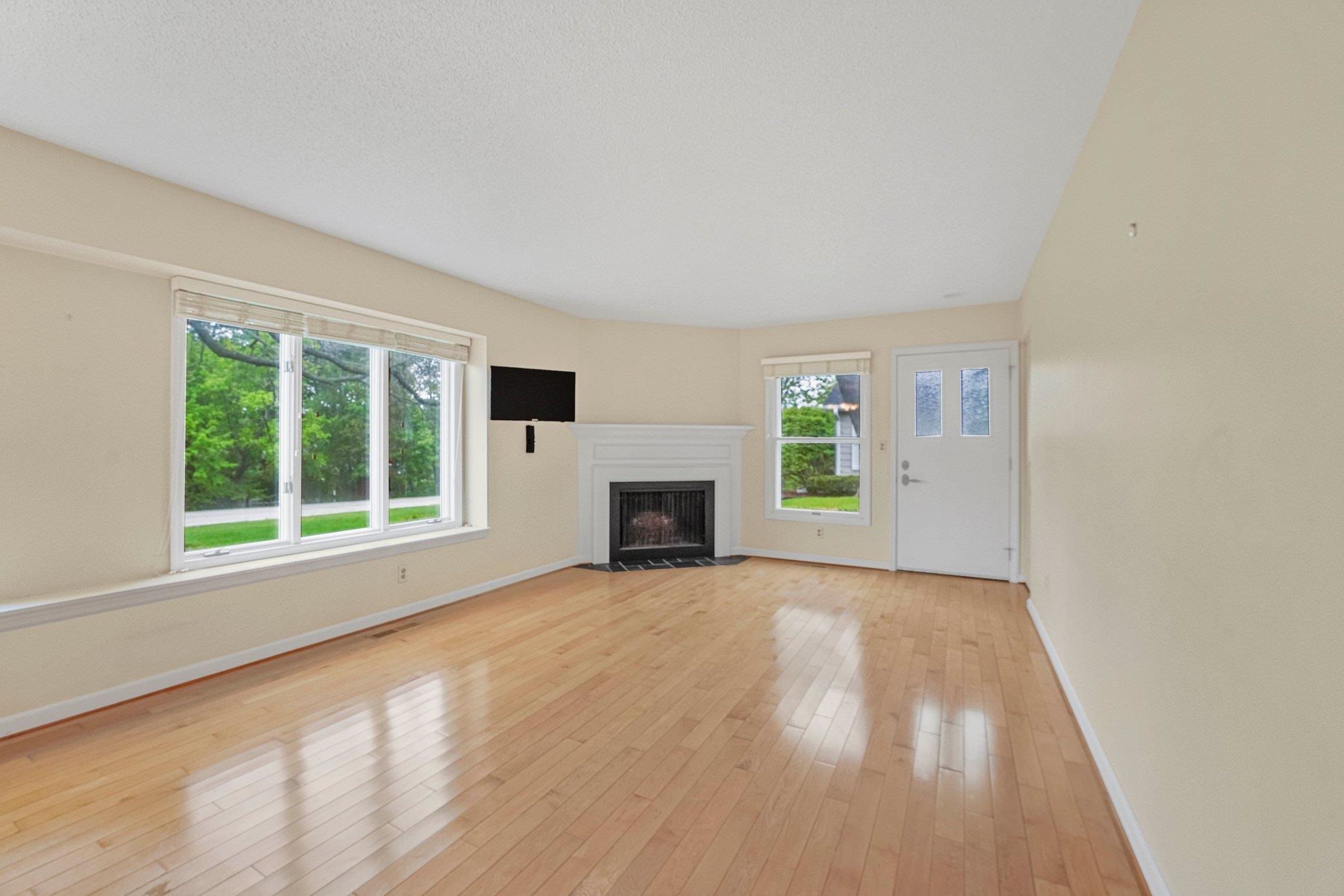 34 Mathison Road South, Unit 4 Traverse City, MI 49686 - Photo 2 of 50