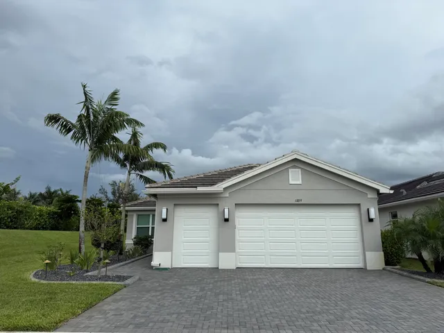 $594,900 | 11859 Southwest Paradise River Road, Port St. Lucie, FL 34987