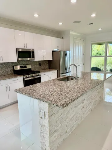 $594,900 | 11859 Southwest Paradise River Road, Port St. Lucie, FL 34987