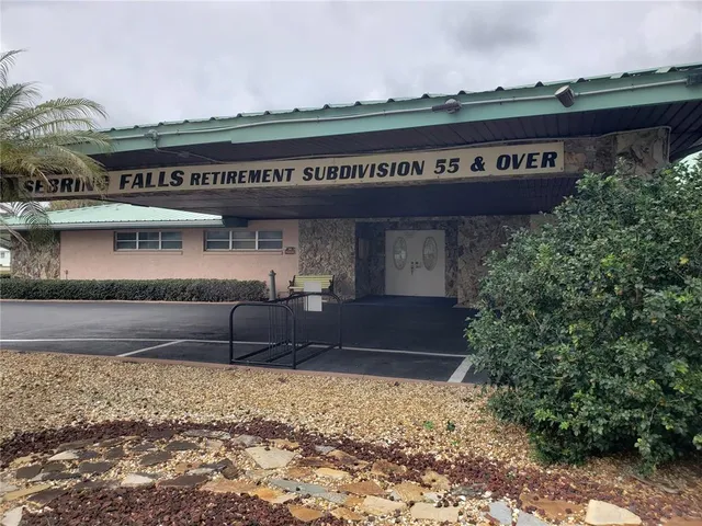 $185,000 | 1507 Caribbean Road, Sebring, FL 33870