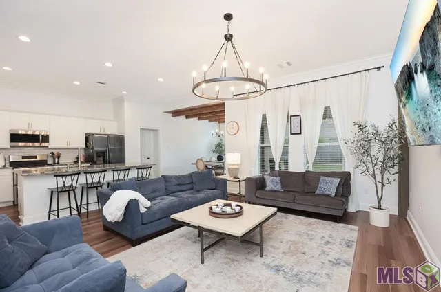 $2,300 | 2429 Bald Cypress Drive, Baton Rouge, LA 70816