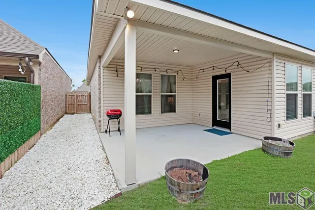 $2,300 | 2429 Bald Cypress Drive, Baton Rouge, LA 70816