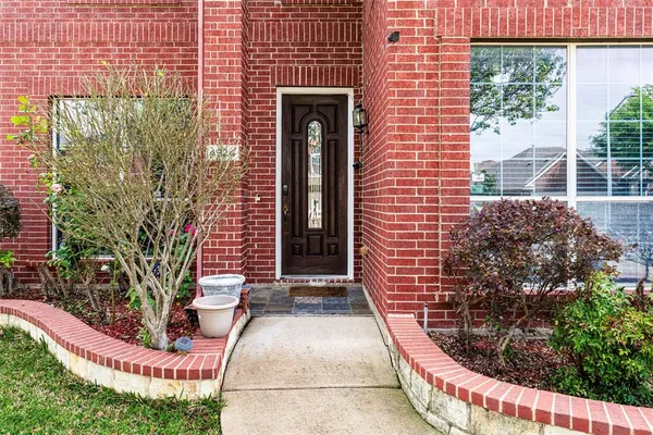 $475,000 | 4924 Marsh Harrier Avenue, Grand Prairie, TX 75052