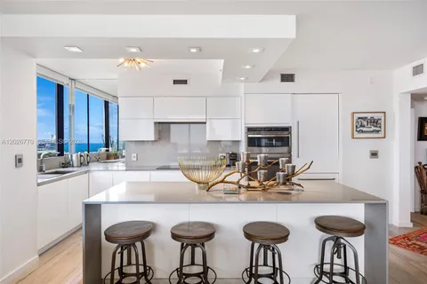 $1,030,000 | 1330 West Avenue, Unit 2414, Miami Beach, FL 33139