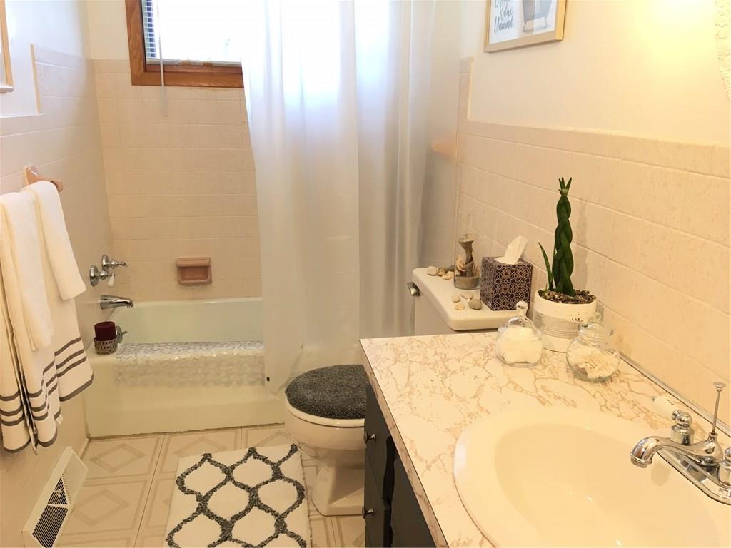 1007 Christy Road Hermitage, PA 16148 - Photo 14 of 25 Gallery Image 14