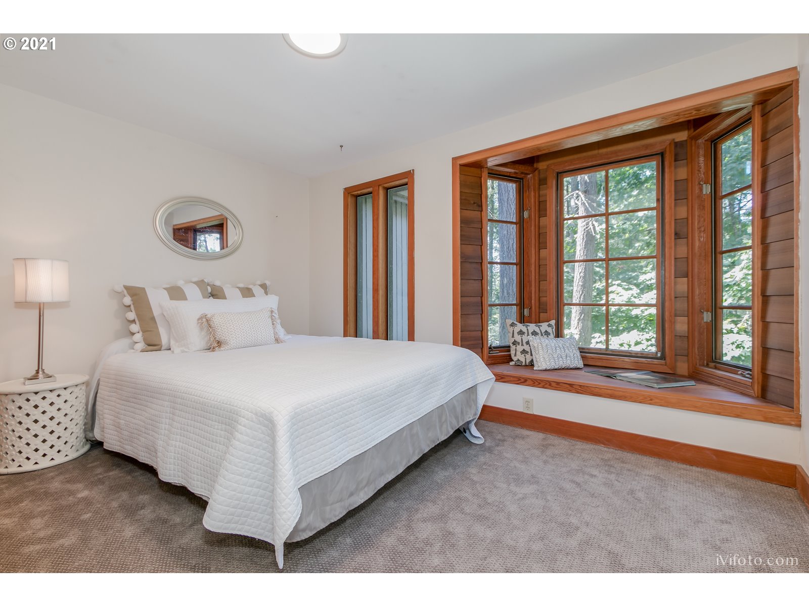 2620 East 43rd Avenue Eugene, OR 97405 - Photo 14 of 31