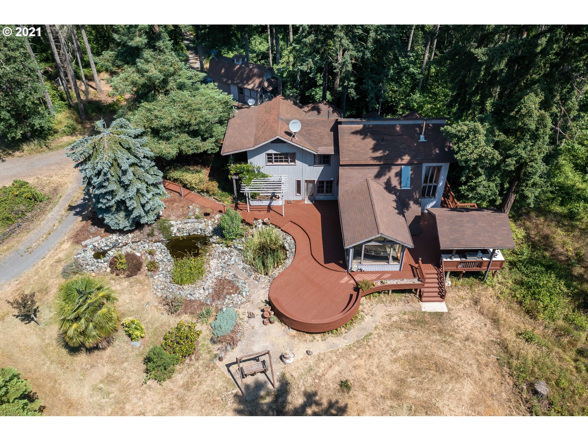 2620 East 43rd Avenue Eugene, OR 97405 - Photo 4 of 31