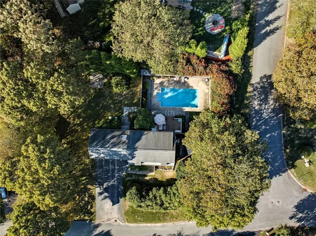 $739,000 | 39 Secluded Drive, South Kingstown, RI 02879