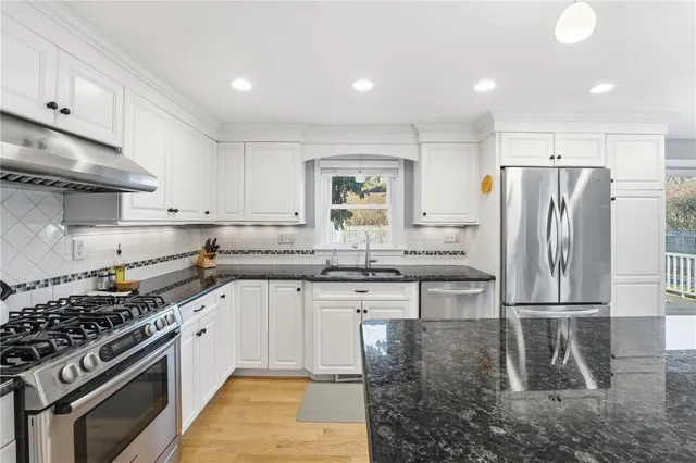 $739,000 | 39 Secluded Drive, South Kingstown, RI 02879