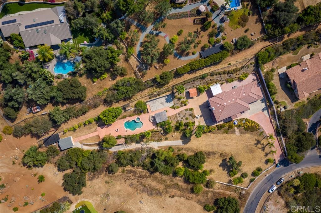 1695 La Force Road Alpine, CA 91901 - Photo 3 of 25