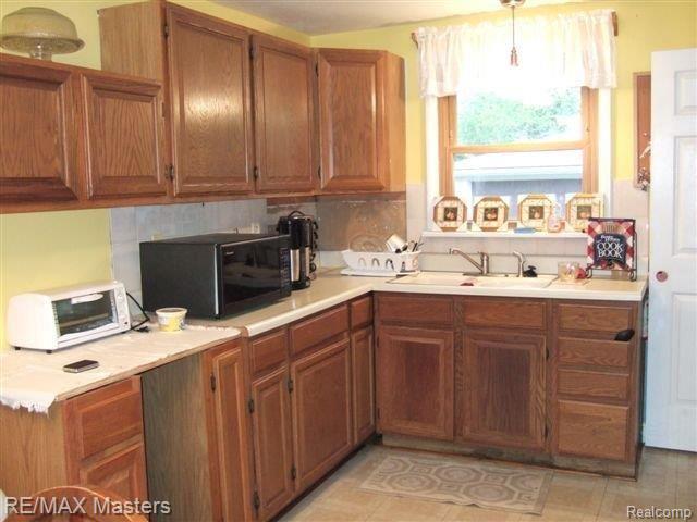 715 North Harris Road Ypsilanti, MI 48198 - Photo 4 of 24 007