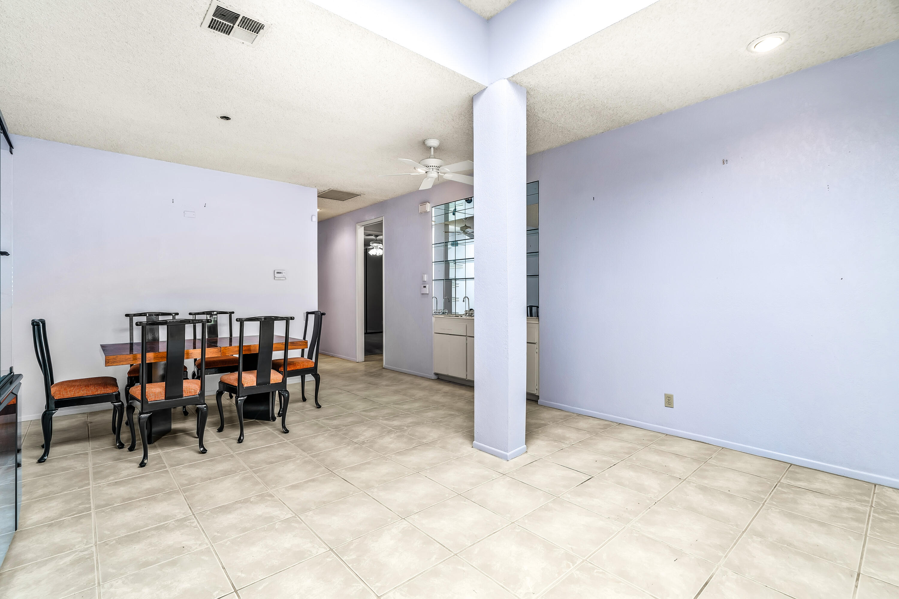1384 East Andreas Road Palm Springs, CA 92262 - Photo 14 of 46 a view of a dining room with furniture