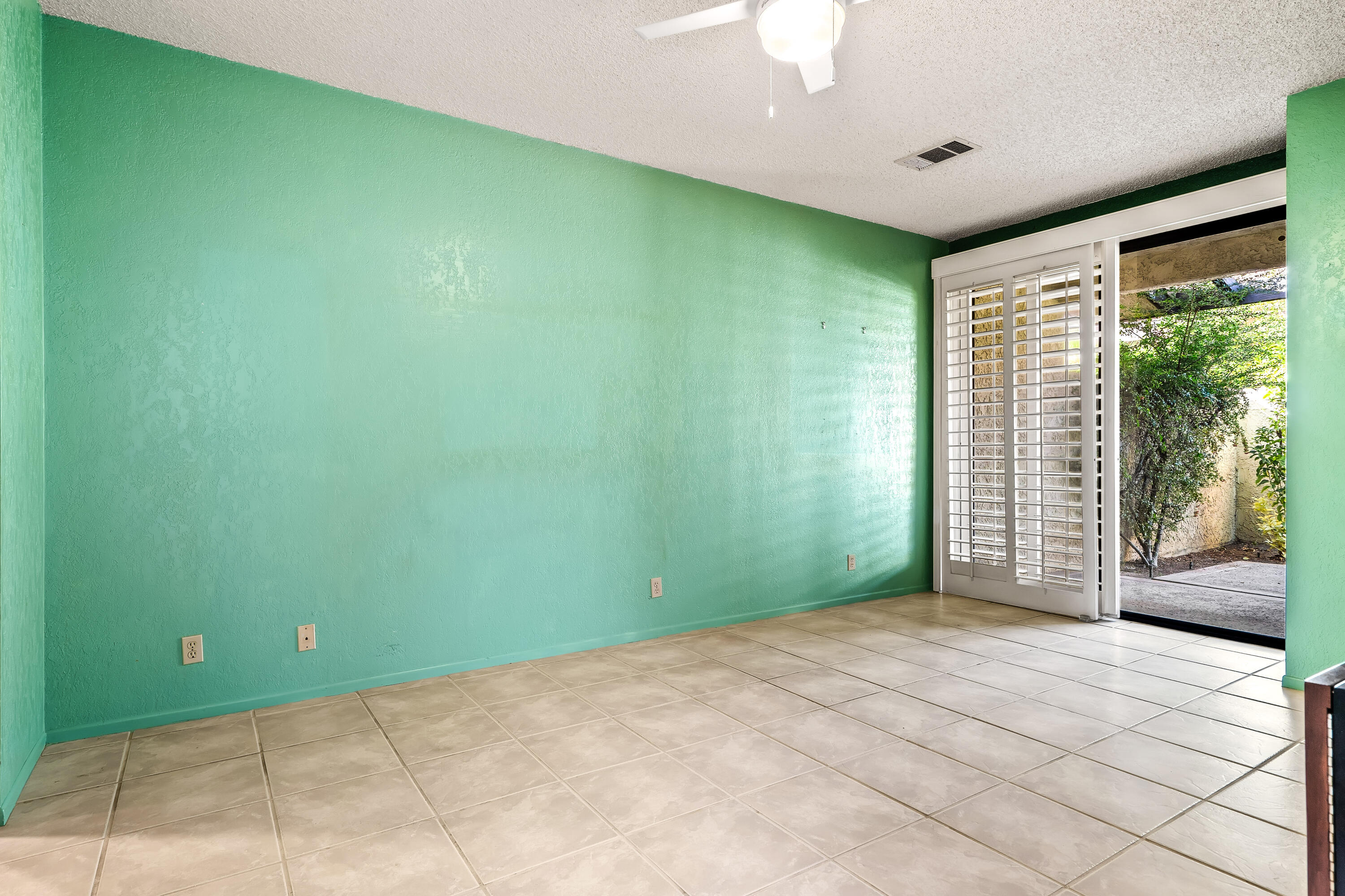 1384 East Andreas Road Palm Springs, CA 92262 - Photo 26 of 46 a view of outdoor space with window