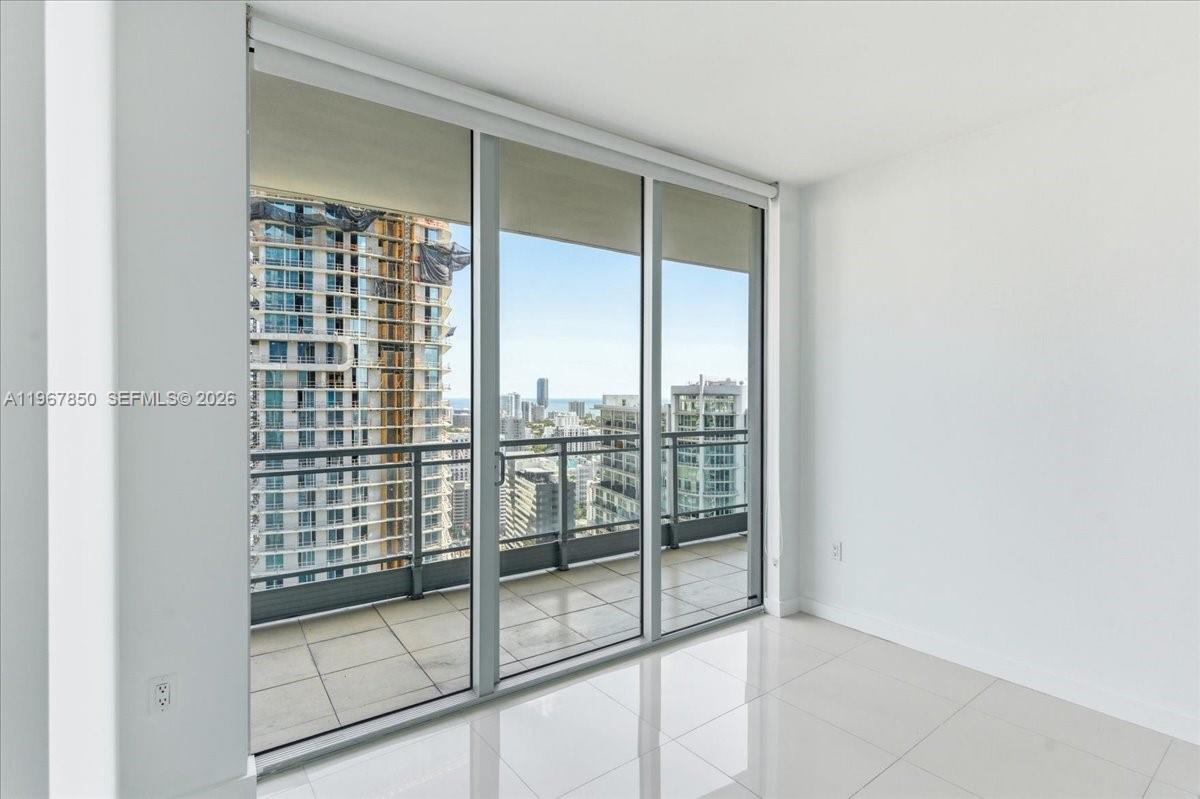 92 Southwest 3rd Street, Unit 3804 Miami, FL 33130 - Photo 16 of 36