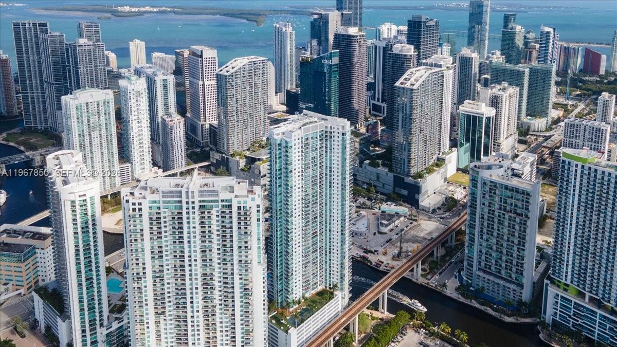 92 Southwest 3rd Street, Unit 3804 Miami, FL 33130 - Photo 35 of 36
