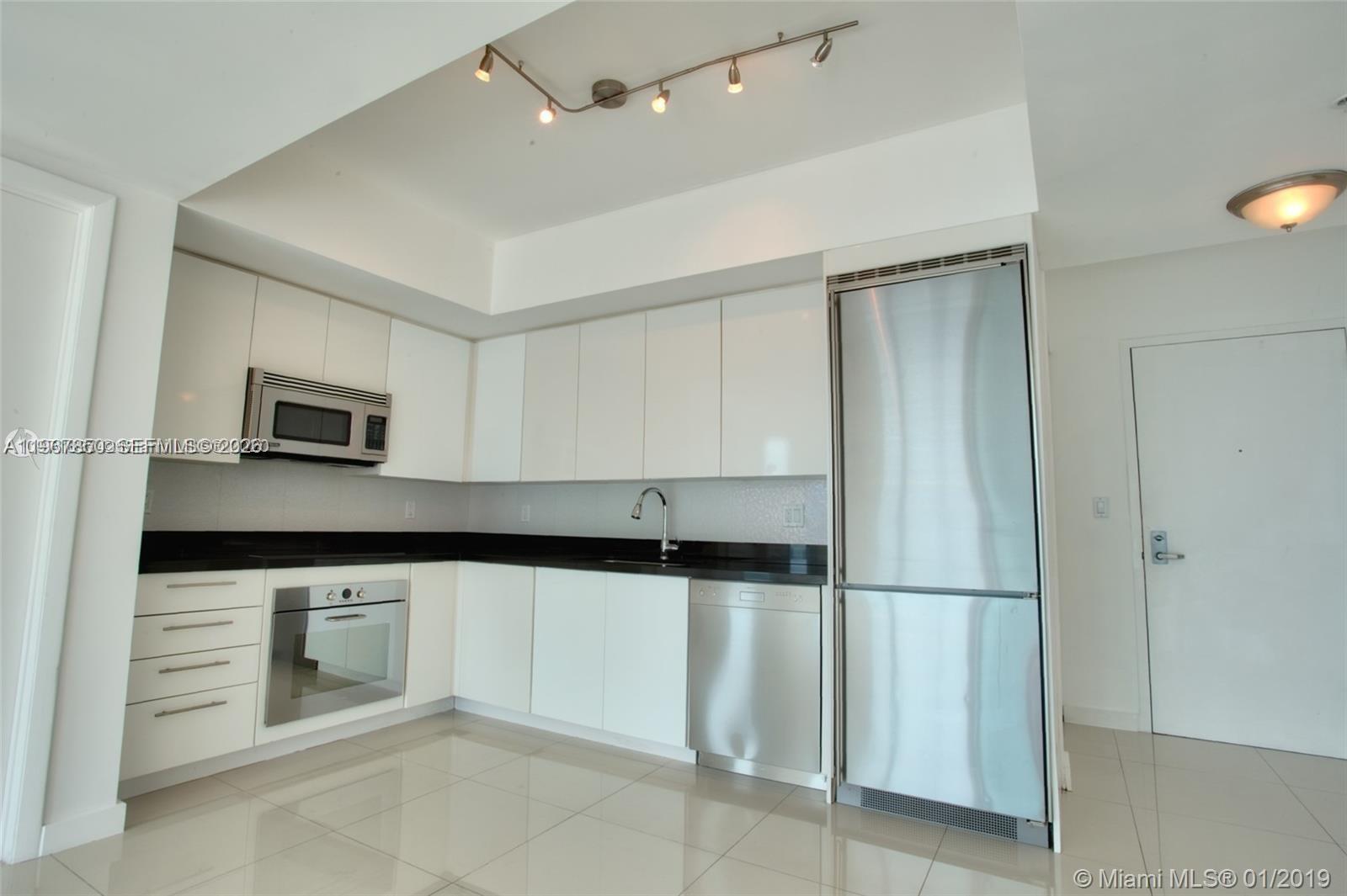 92 Southwest 3rd Street, Unit 3804 Miami, FL 33130 - Photo 4 of 16