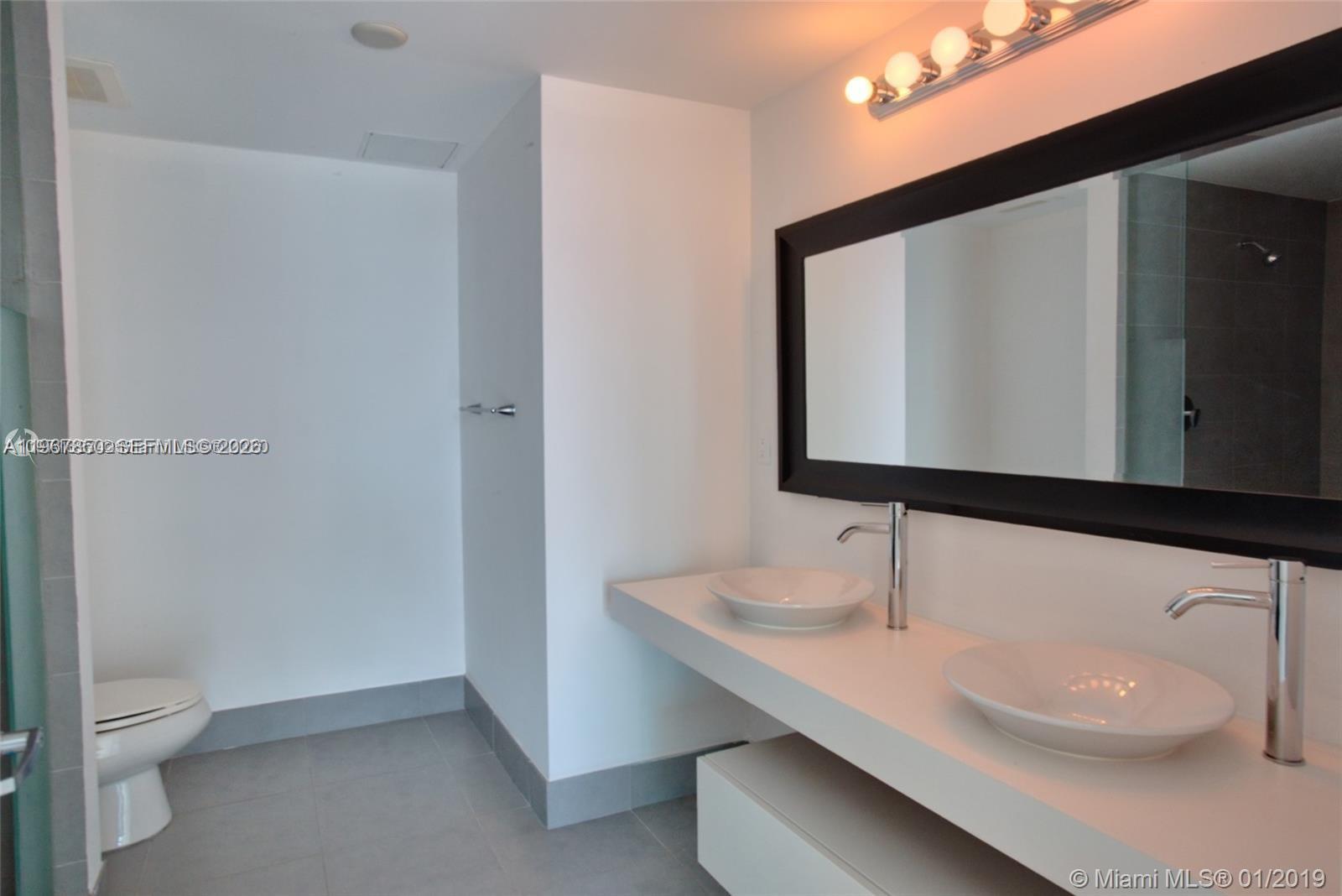 92 Southwest 3rd Street, Unit 3804 Miami, FL 33130 - Photo 6 of 16