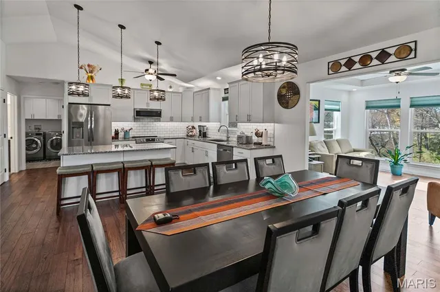 $415,000 | 25714 Walnut Creek Drive, Dow, IL 62022