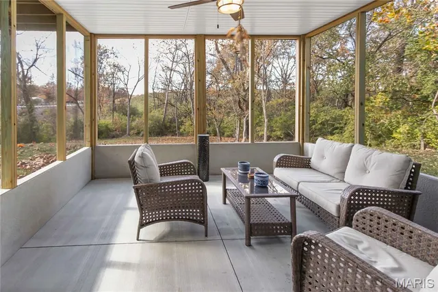 $415,000 | 25714 Walnut Creek Drive, Dow, IL 62022