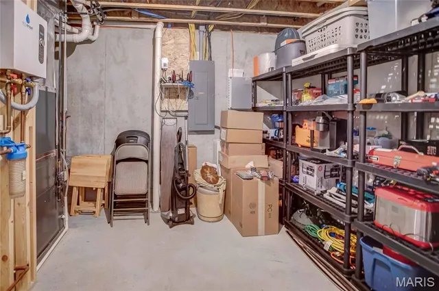 $415,000 | 25714 Walnut Creek Drive, Dow, IL 62022