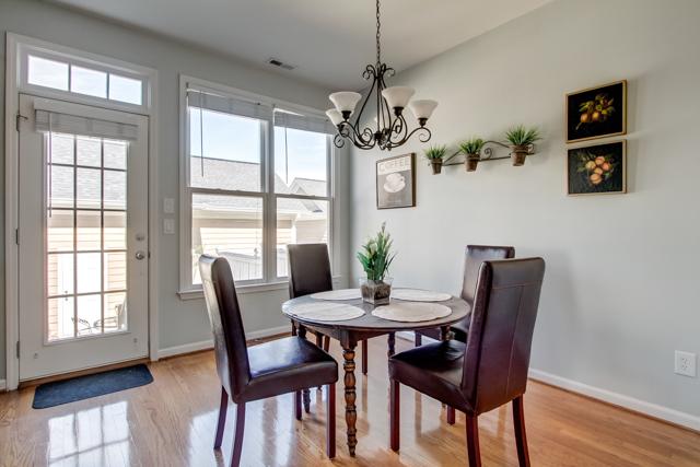 92 Pearl Street Franklin, TN 37064 - Photo 5 of 20 If you'd prefer to switch the current office space into a dining area, this breakfast room would make a lovely morning room. Your choice.
