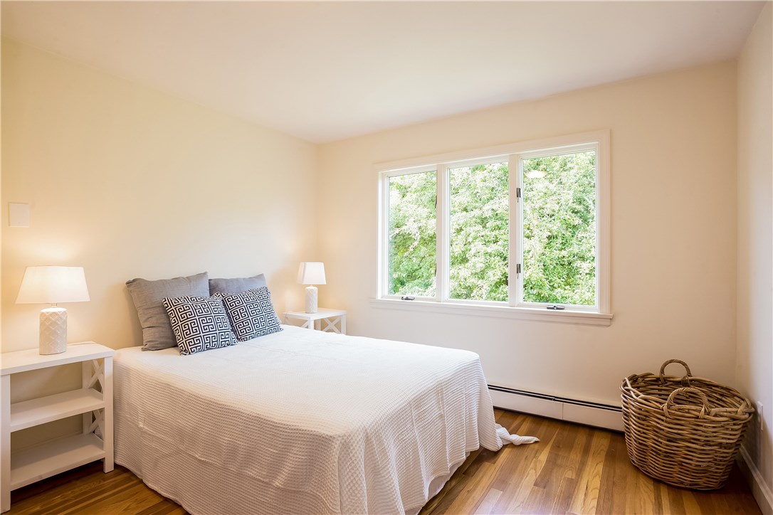 36 Chapin Road Barrington, RI 02806 - Photo 13 of 20