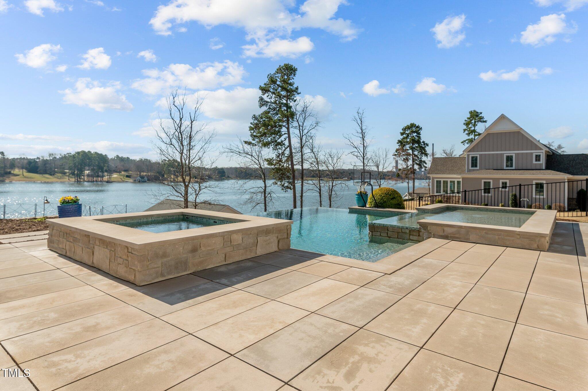 992 Estate Road Semora, NC 27343 - Photo 49 of 77 SPA, TANNING LEDGE, POOL