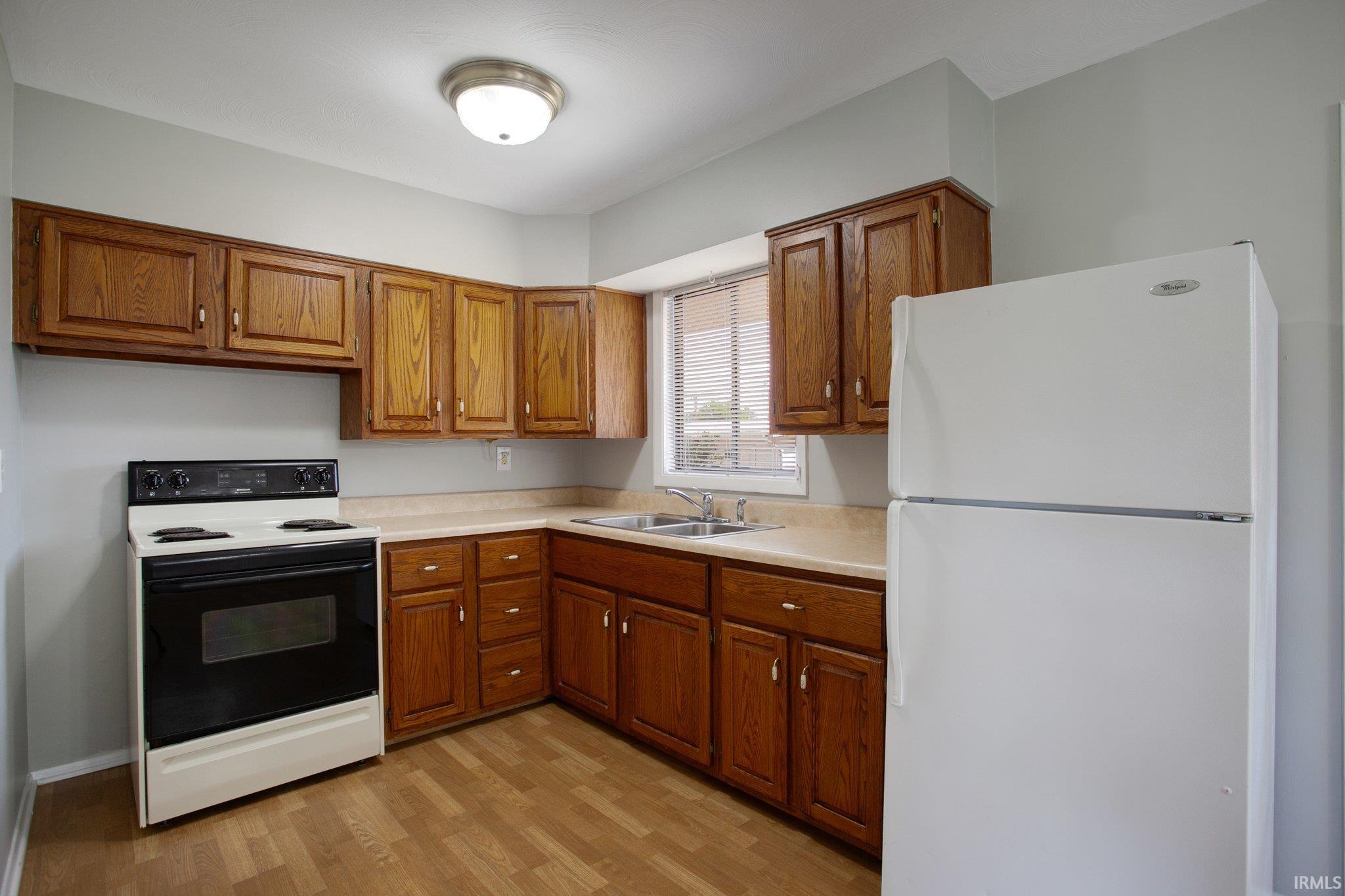 1228 Ryer Street South Bend, IN 46628 - Photo 9 of 30 Gallery Image 9