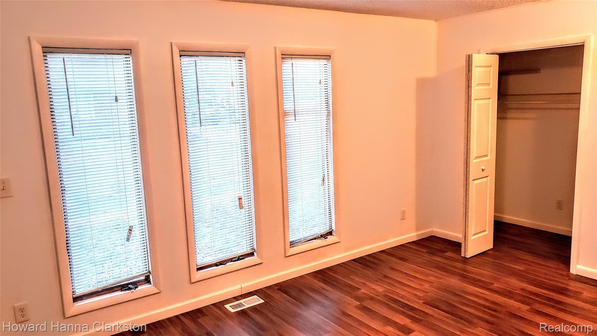 2480 Eastern Avenue Rochester, MI 48307 - Photo 10 of 21 Master Bedroom