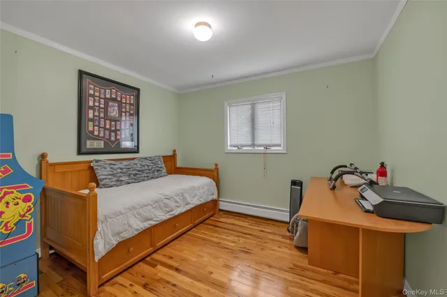 $975,000 | 26 Julia Lane, East Northport, NY 11731