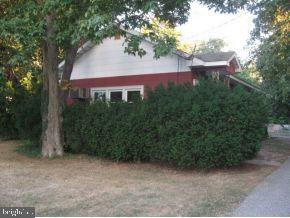 21 Jennings Road Manahawkin, NJ 08050 - Photo 2 of 10